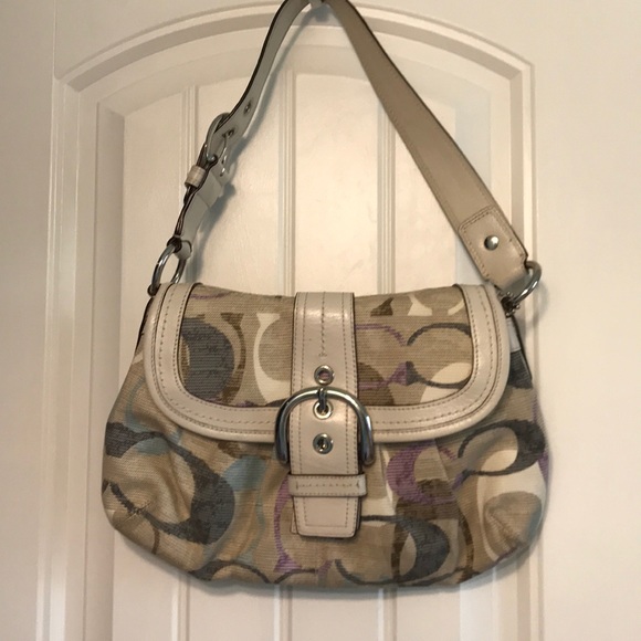 Handbags - Coach Handbag
